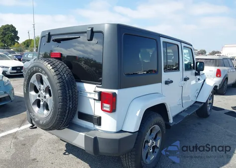 2017 Jeep Wrangler Unlimited Sahara 4X4 from USA, damaged, VIN 1C4BJWEG3HL723043